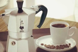 家里制作咖啡不妨考虑一下摩卡壶？摩卡咖啡壶的咖啡豆推荐